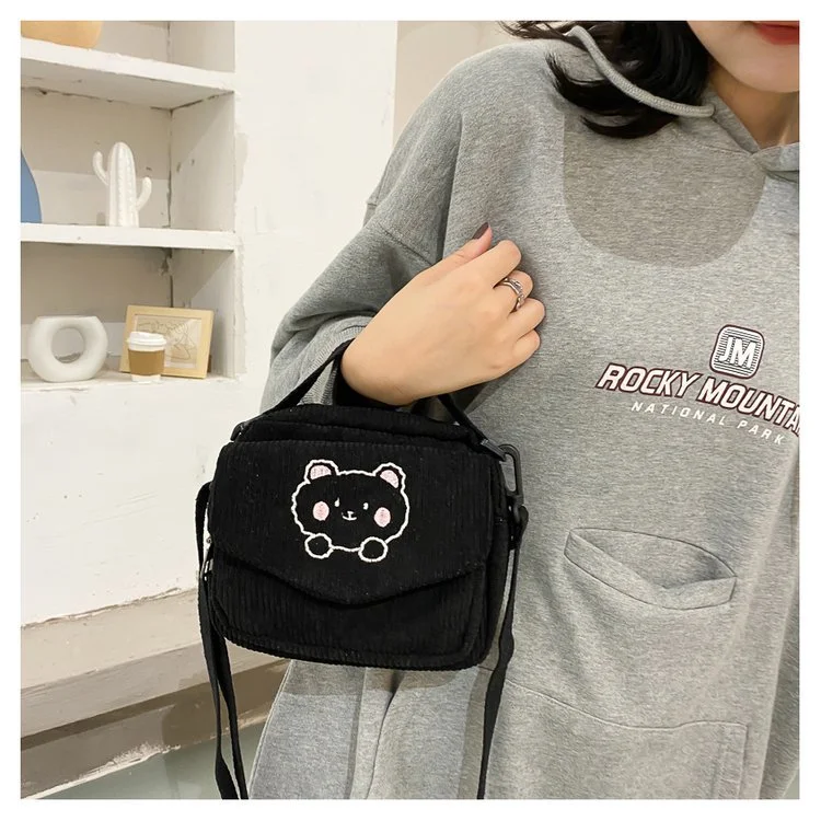 Cute And Cute Embroidered Bear Soft Girl Shoulder Bag Student Funny Small Bag