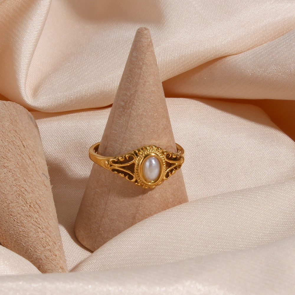 Patterned Fine Pearl Link Irregular Metal Ring