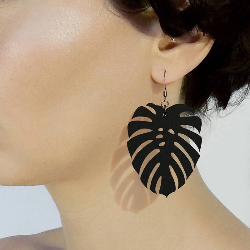 Women's Fashion Exaggerated Back Of Turtle Leaf Shape Earrings