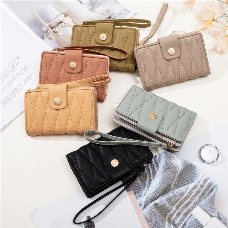 Fashion Rhombic Zipper Buckle Middle Long Wallet