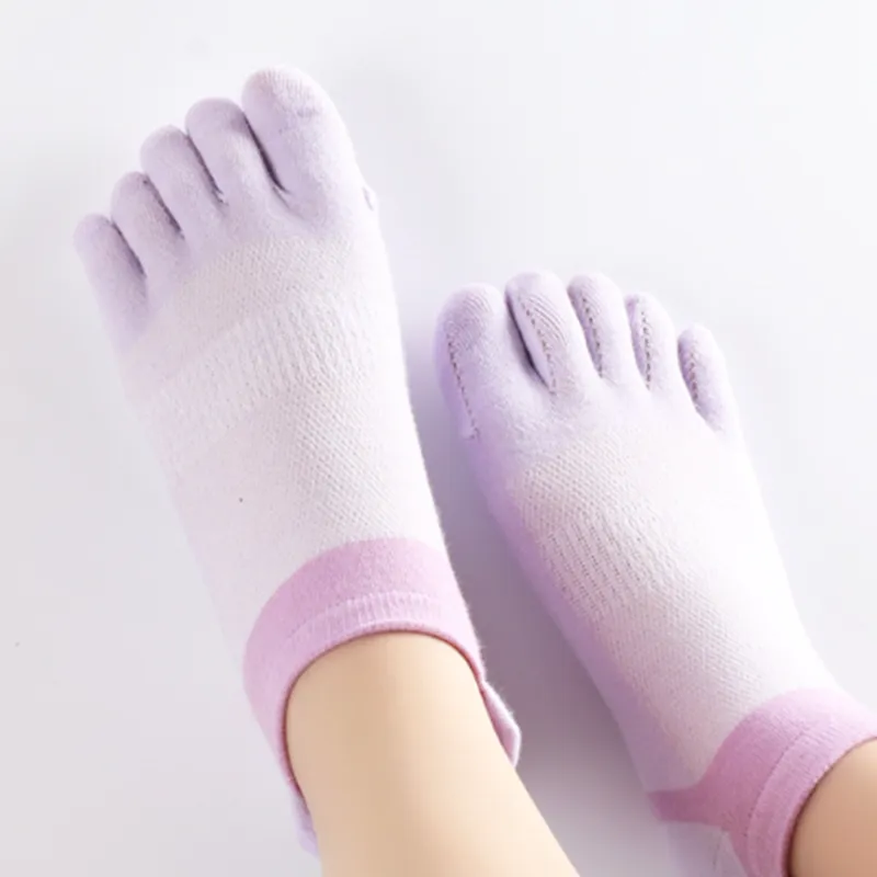 Women's Sweat-absorbing And Breathable Short Split-toe Socks