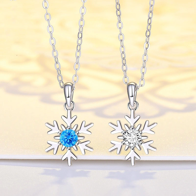 Simple Snowflake Pendant Necklace For Women Light Luxury