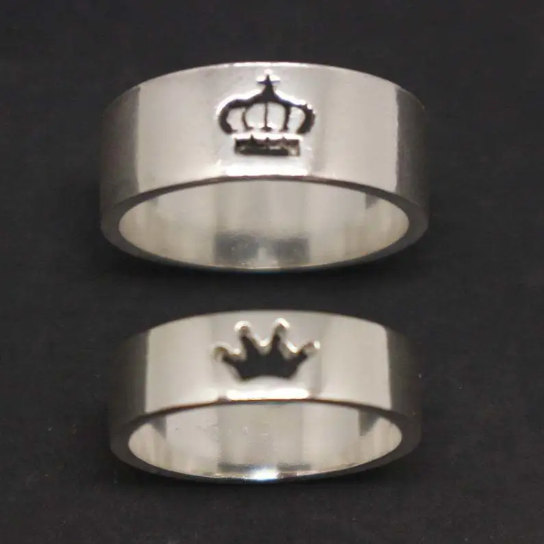 Men's And Women's Fashion Stainless Steel Crown Ring