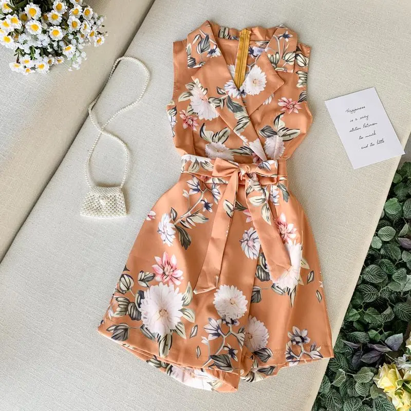 Temperament Suit Collar Sleeveless Floral One-piece Shorts