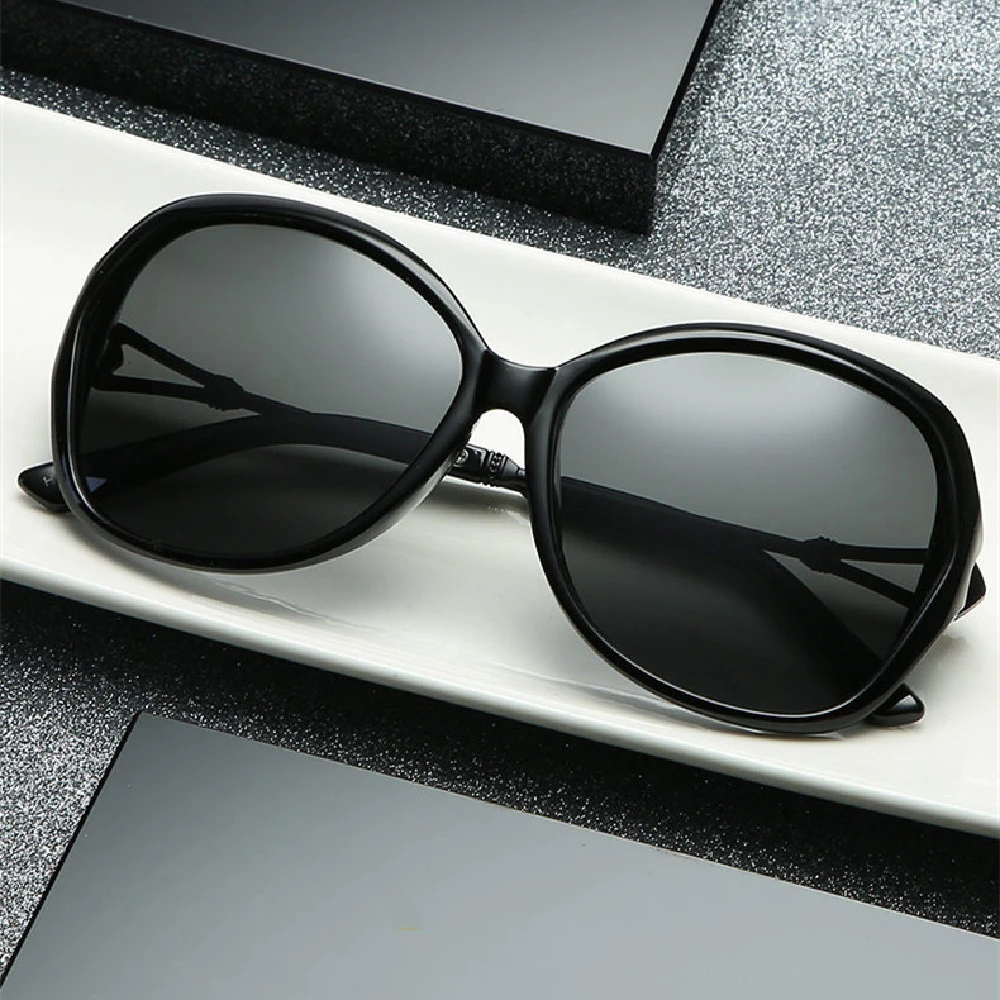 Women's Fashionable Polarized Sunglasses