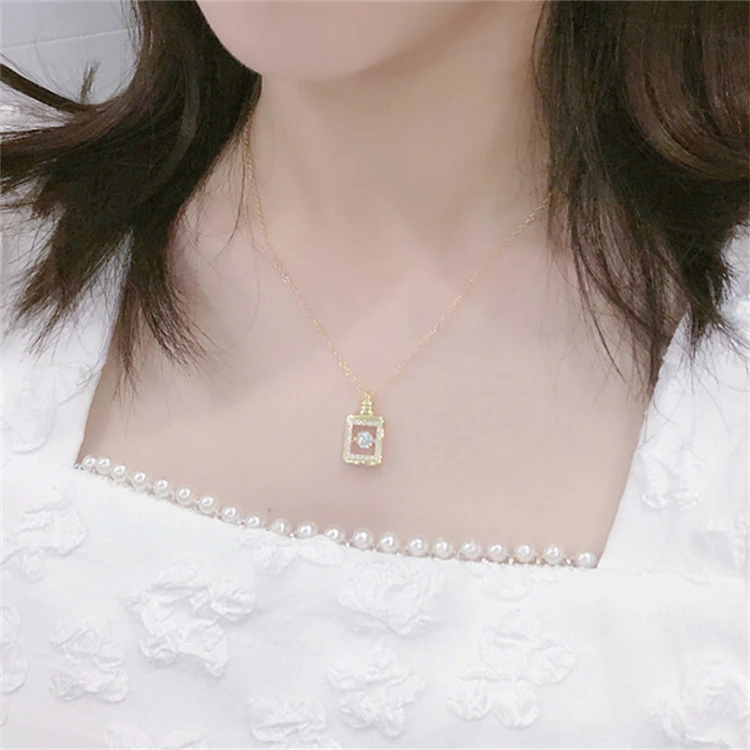 Collar Chain Perfume Bottle Pendant