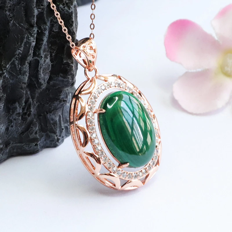 Natural Malachite Pigeon Egg Pendant Female Color Treasure Pendant Jewelry Accessories