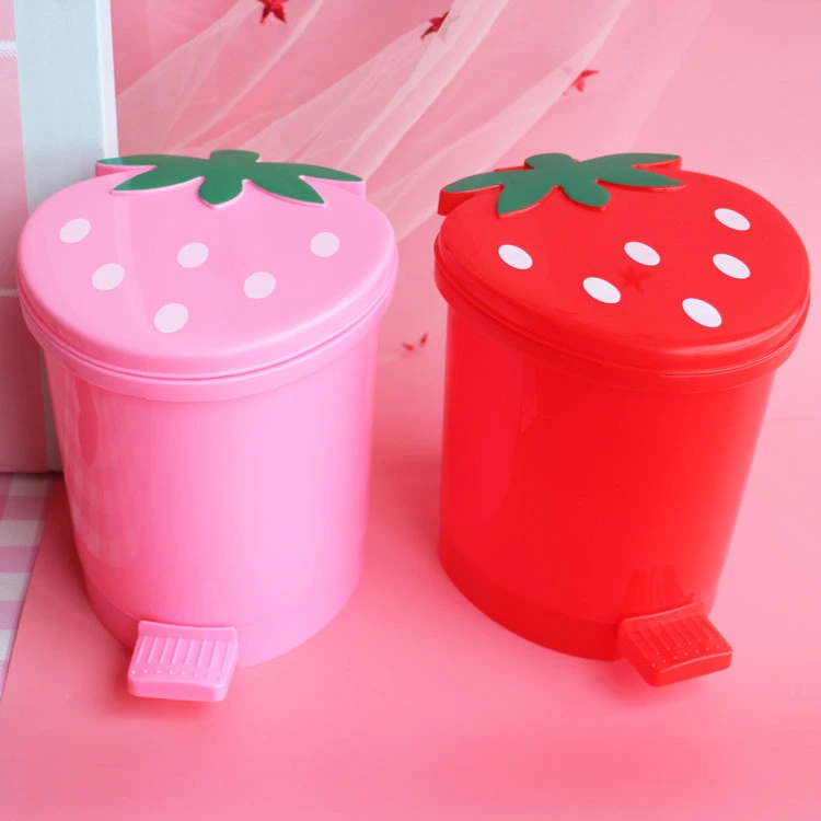 Strawberry-shaped Plastic Garbage Cans For Cars