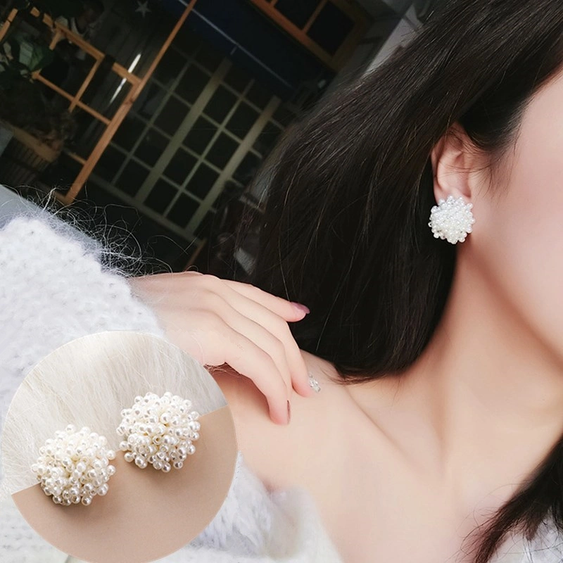 High-grade Pearl Net Red Beaded Flower Earrings