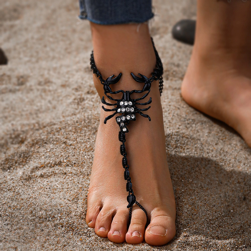 Simple Gun Black Diamond Scorpion Anklet