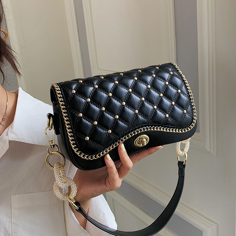 Fashionable Messenger Single Shoulder Underarm Small Square Bag