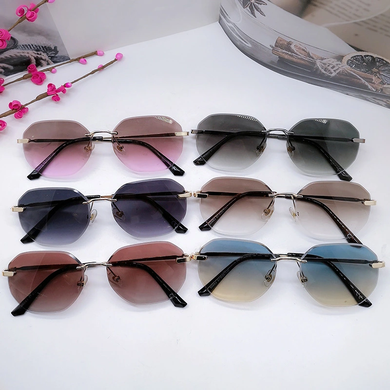 Frameless Cut Edge Fashion Gradient Sunglasses