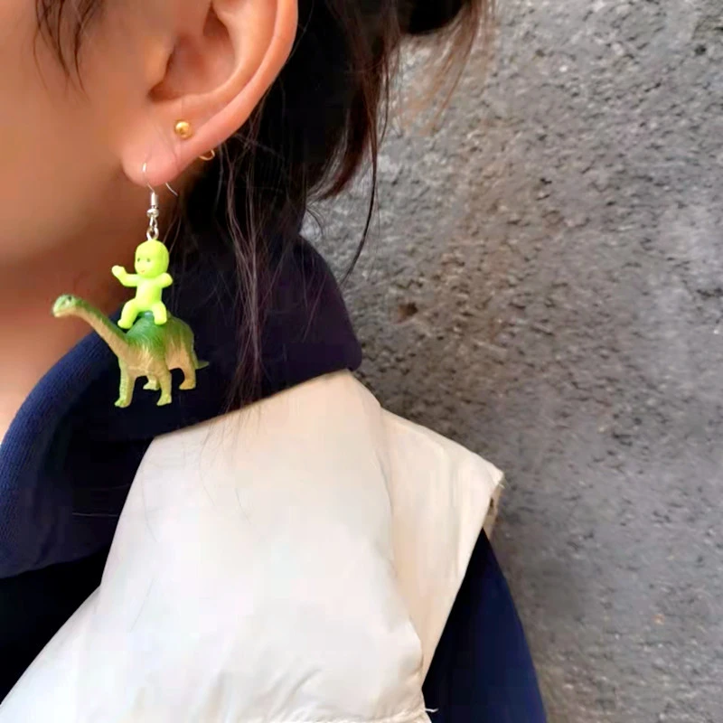 Women's Fashion Simple Cartoon Animal-shaped Earrings