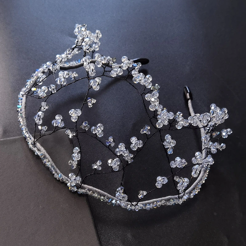 High Grade Crystal Hair Accessories Are Versatile