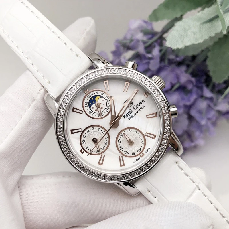 Multifunctional Quartz Watch With Diamond