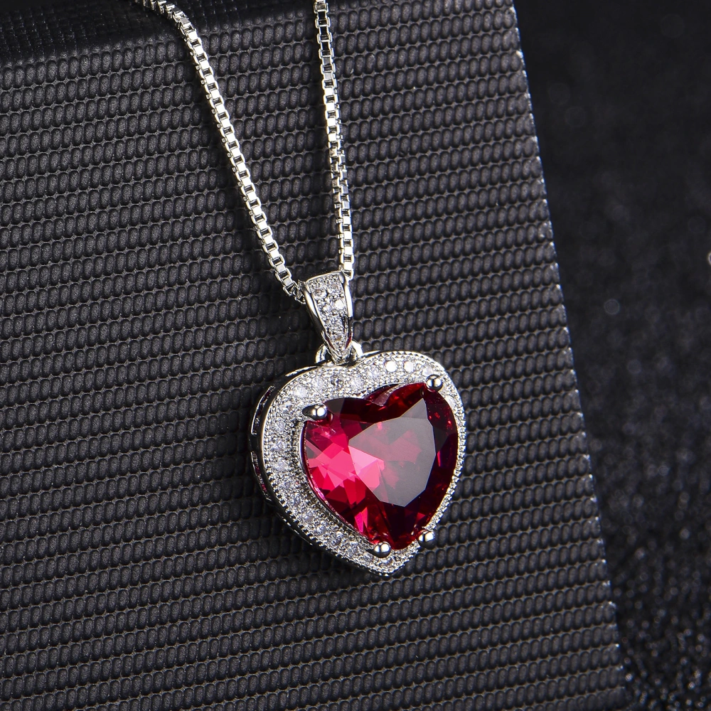 Simulation Mossanshi Heart Pendant Female