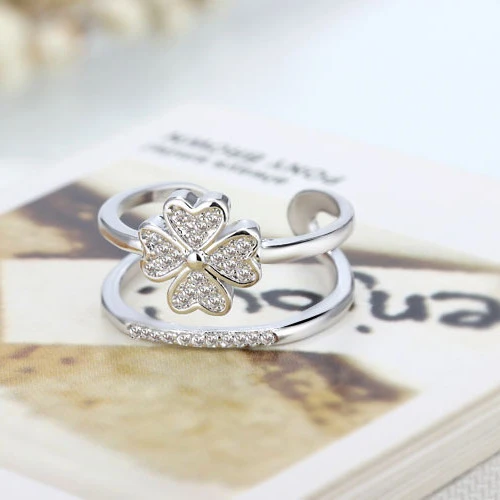 Four-Leaf Flower Grass Open Female Diamond Ring