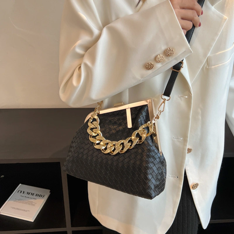 Women's New Fashion Chain Handbag