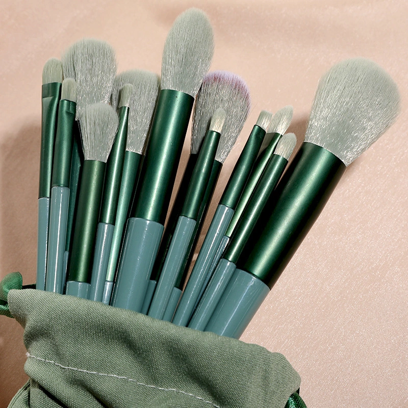 Four Seasons Green Makeup Brush Set