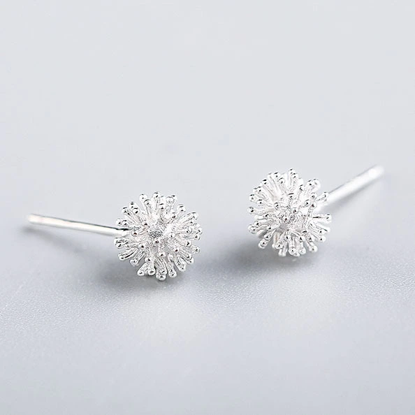 S925 Tremella Stud Female Round Ball Flower Core Stud Dandelion Stud Female