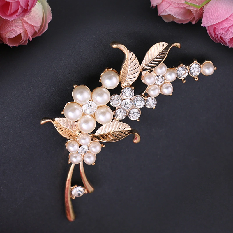 Fashion New Pearl Brooch Inlaid With Diamond Bauhinia Flower