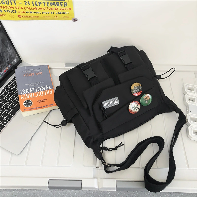 Men's And Women's Fashionable Large Capacity Clashing Canvas Bag