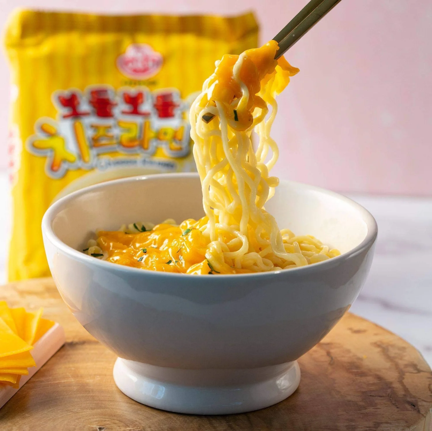 OTTOGI Cheese Ramen, Korean Style Instant Noodle, Rich Flavor with Savory Cheese, 3.92oz x 4 Pack