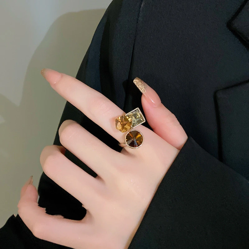 Fashion Light Luxury Finger Ring