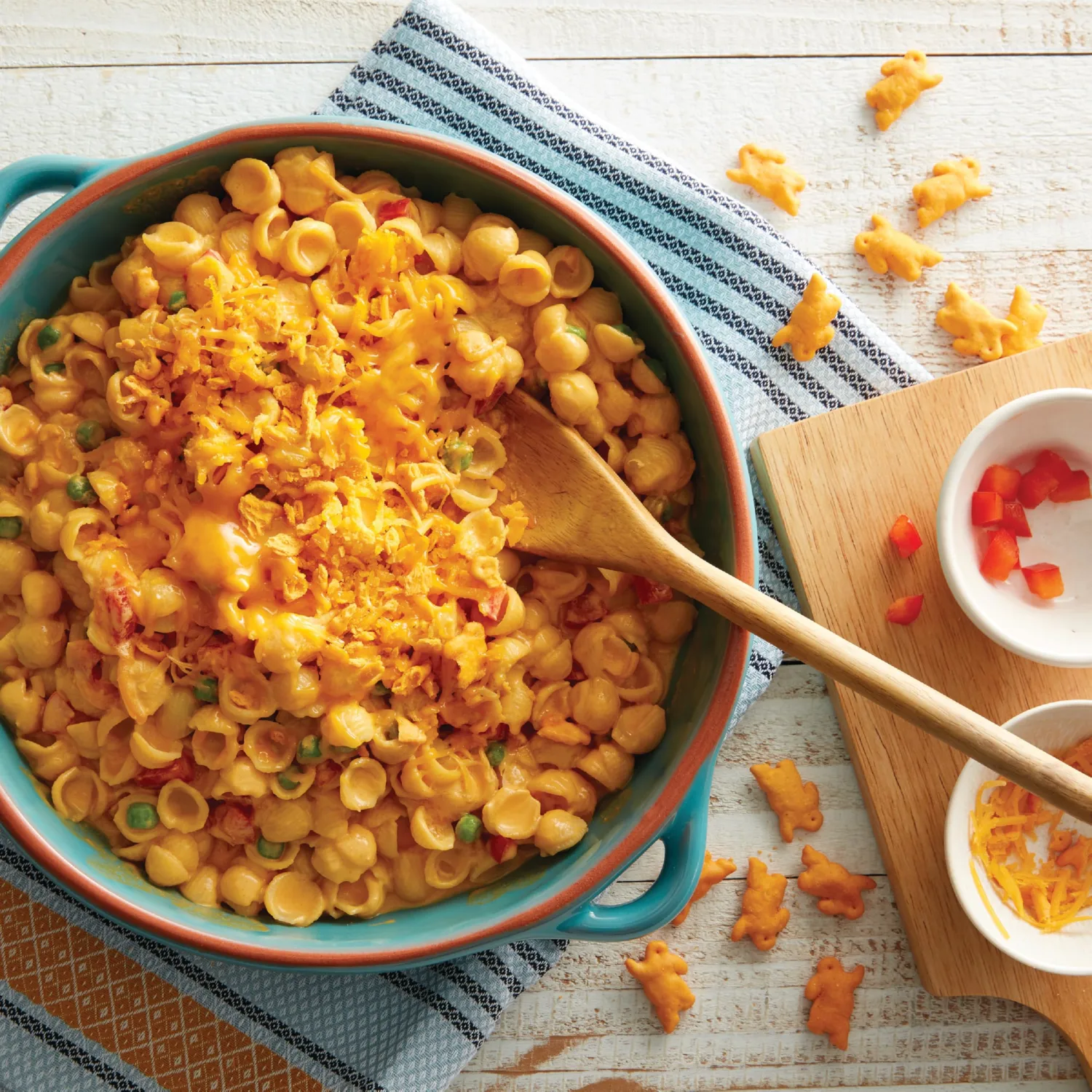 Annie's Shells and Real Aged Cheddar Mac and Cheese with Organic Pasta, Made with Real Cheese, Dinner Side or Snacks, 6 oz