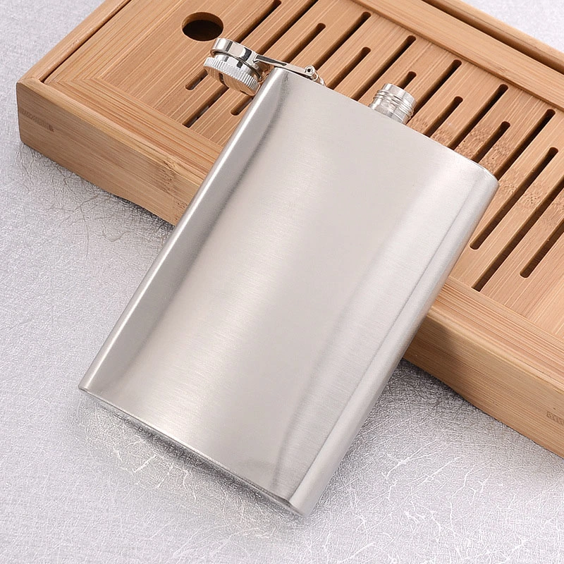 Portable And Stylish Stainless Steel Decanter With Plastic Lid