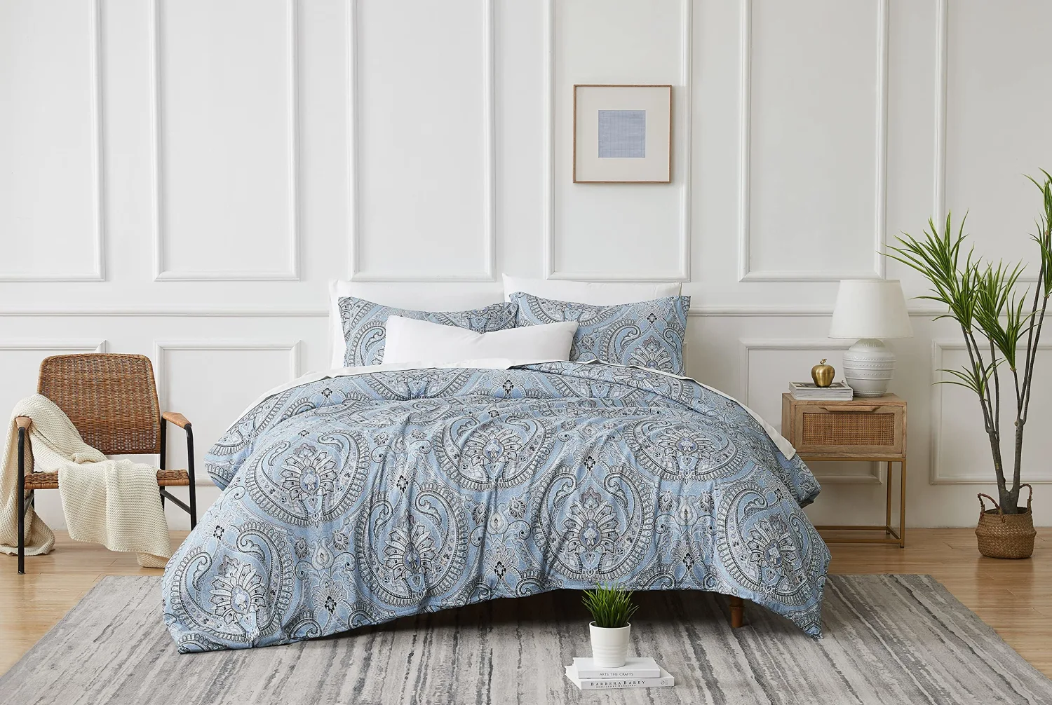 Southshore Fine Living, Inc. Oversized Comforter Bedding Set Down Alternative All-Season Warmth, Soft Cozy Paisley Bedspread 3-Piece with Two Matching Shams, Pure Melody Aqua, Full/Queen