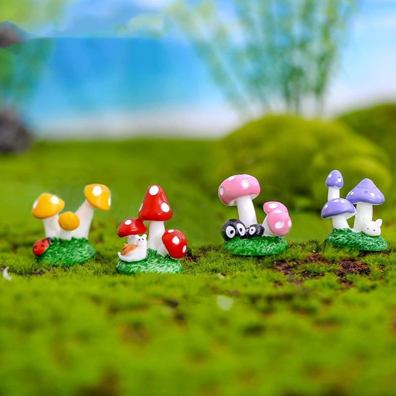 Animal Mushroom Bush Moss Landscape Resin Decoration