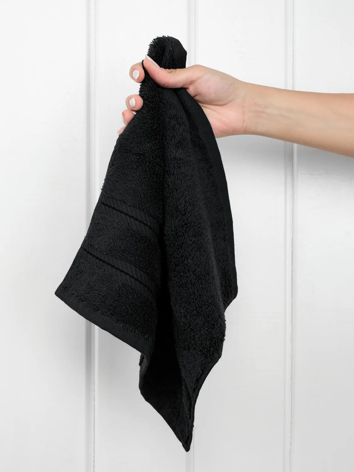 American Soft Linen Luxury Washcloths for Bathroom, 100% Turkish Cotton Washcloth Set of 4, 13x13 in Soft Washcloths for Body and Face, Baby Washcloths, Black Washcloths
