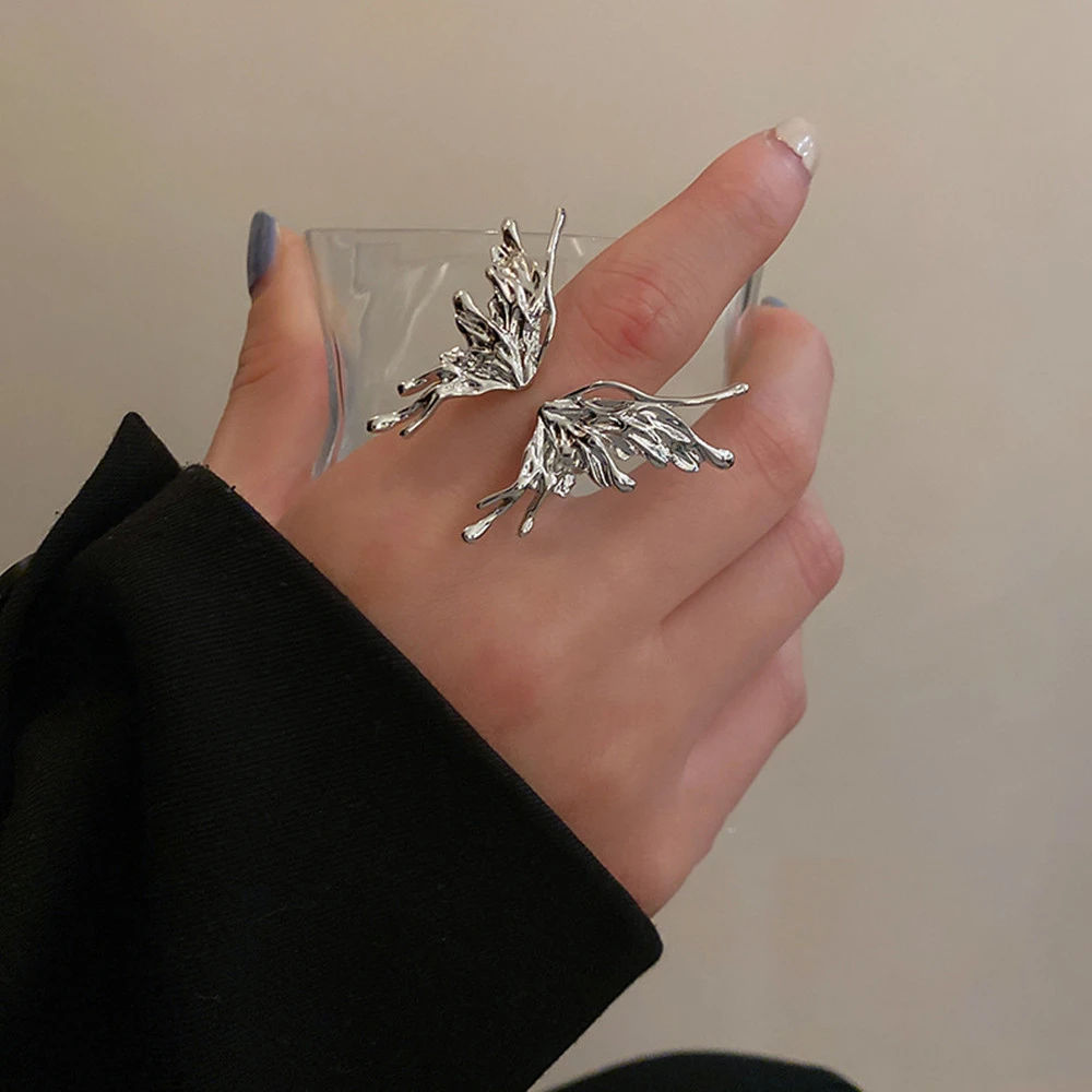 Metal Butterfly Ring Women's Fashionable