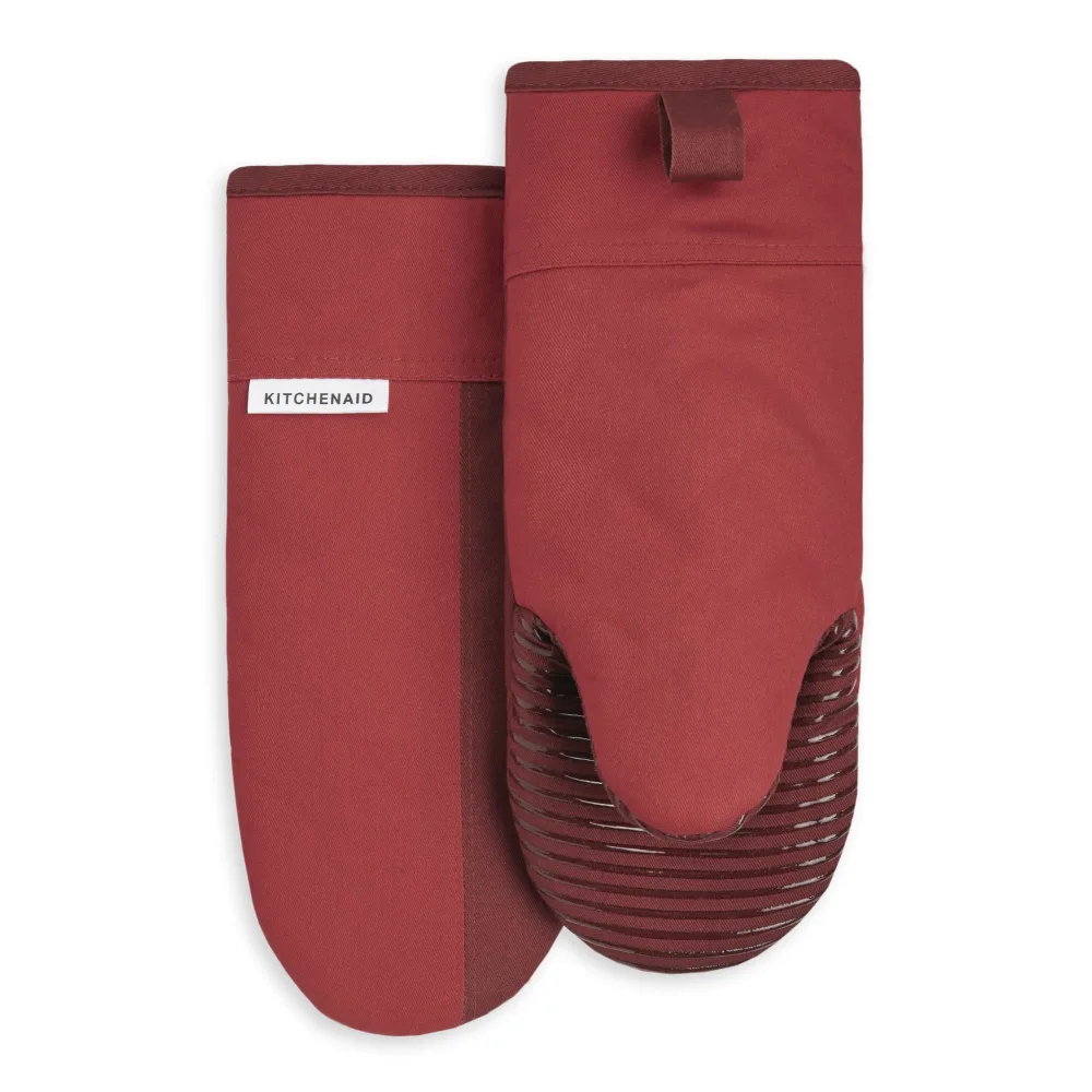 KitchenAid Beacon Two-Tone Non-Slip Oven Mitt Set, Passion Red/Bordeaux, 5.75"x13", 2 Piece