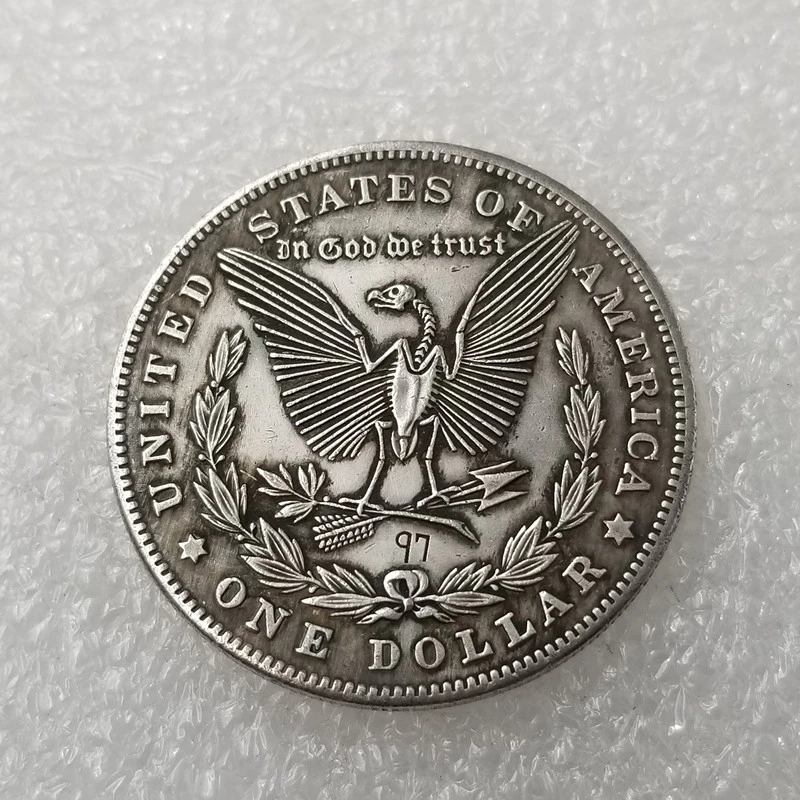 Antique Artifact Homeless Skull Silver-plated  Commemorative Coin