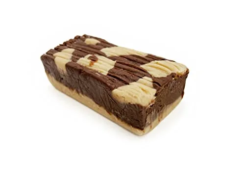 Uncle Butch's Fudge - Creamy and Smooth Peanut Butter Chocolate - Decadent and Delicious Handcrafted Fudge (32oz)