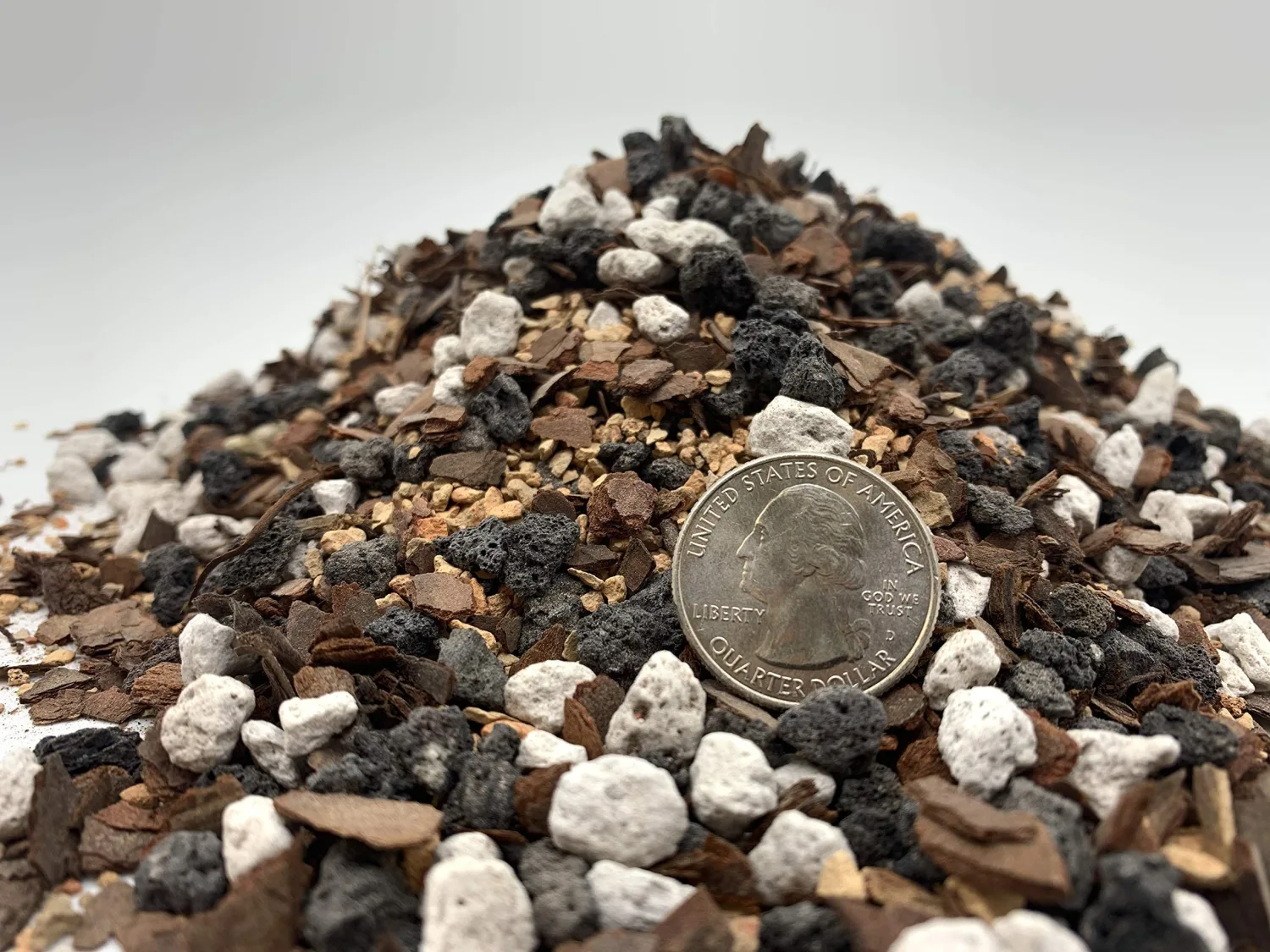 Bonsai Soil Purpose Mix | Fast Draining Pre Blend Plant Pumice, Lava, Calcined Clay, and Pine Bark ● Potting Mixed Plant Mixture by The Bonsai Supply (2 Quart Bag)