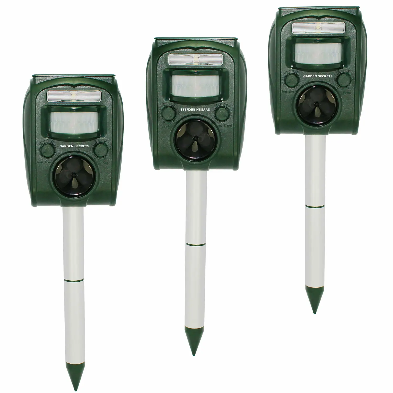 GARDEN SECRETS (Newest Version) Compact Solar Ultrasonic Animal Repellent. Skunk Raccoon Deer Coyote Cat Rat Mice etc Deterrent. Keep Pests Away from Your Property Within 2-4 Weeks. (1 Unit, Green)