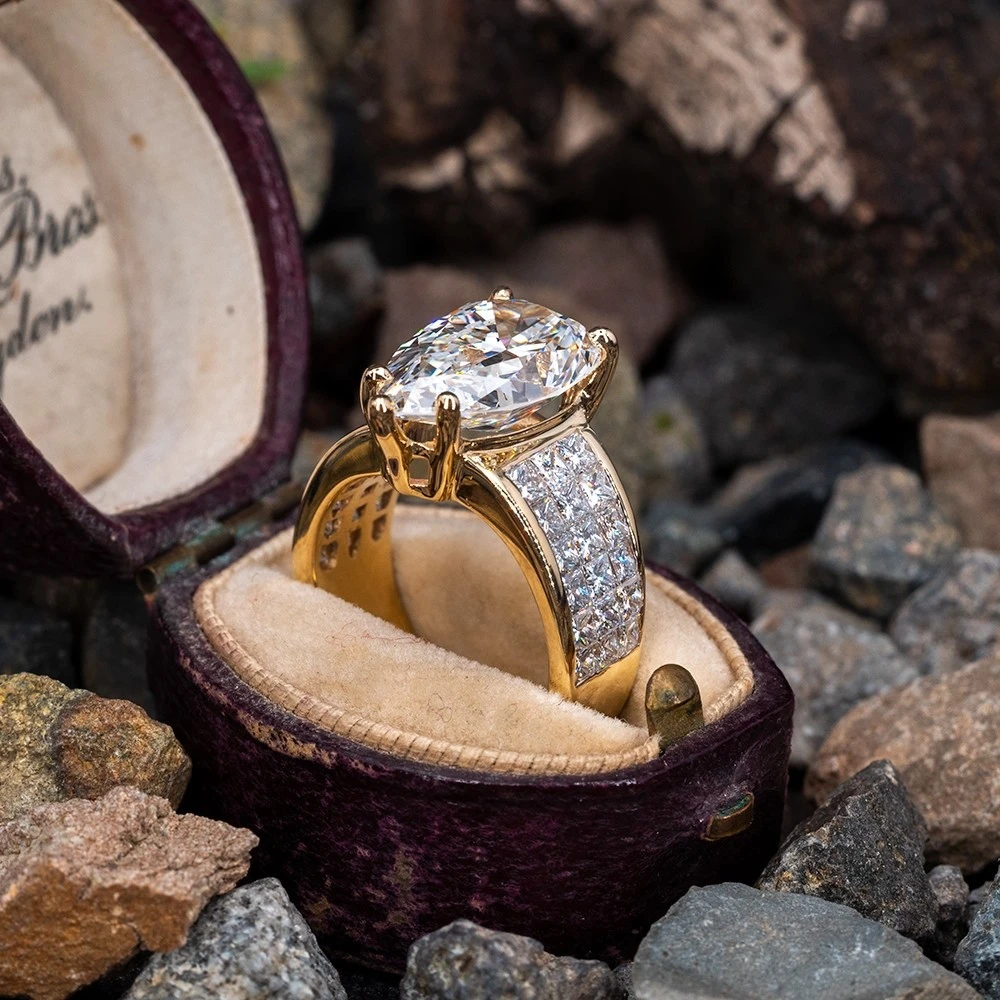 Water Drop Pear Shaped Zircon Ring Female Micro Inlaid Square Diamond Ring Female