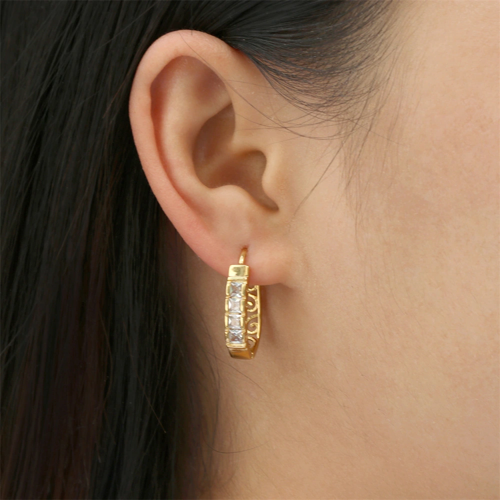 Simple Copper Inlaid Zircon Earrings Retro Minority Design Color-preserving Gold-plated Oval