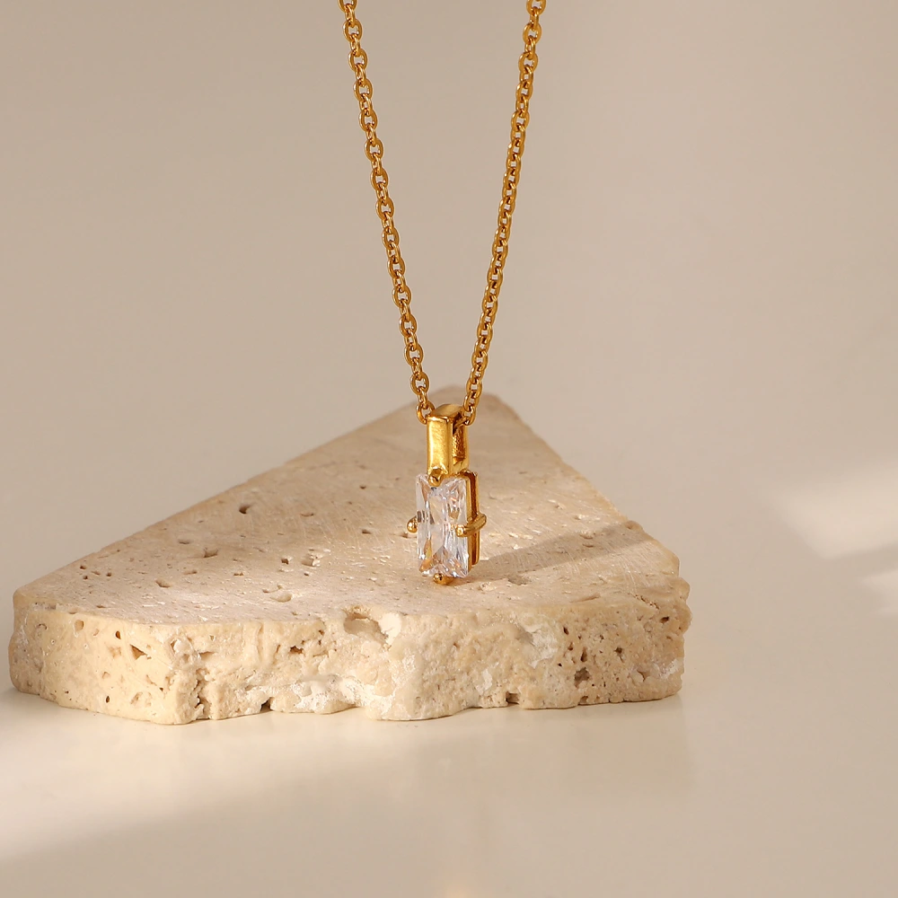 18K Gold Plated Stainless Steel Pendant Necklace