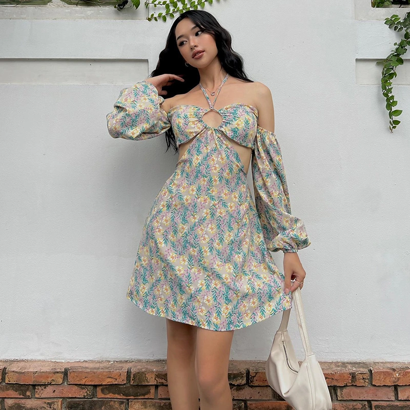 Women's Temperament Hollow Back Pleated Patchwork Dress