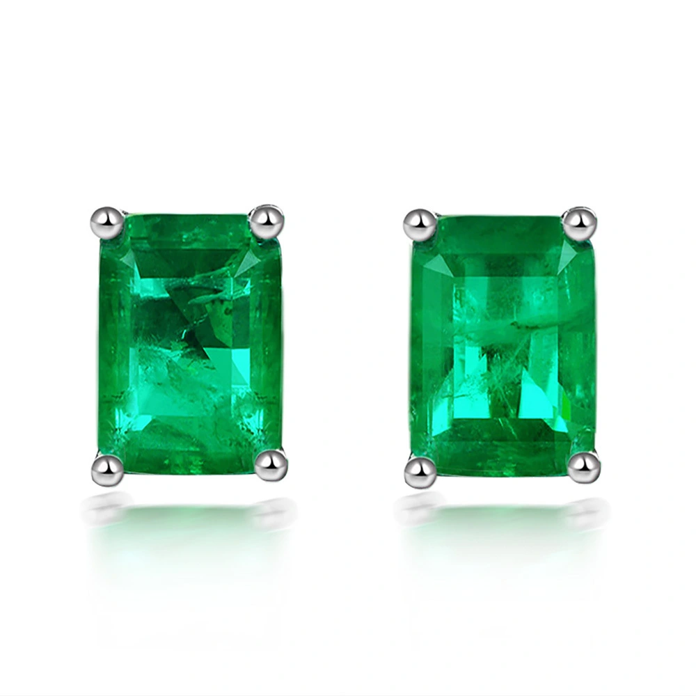 Hot Sale S925 Sterling Silver Emerald Stud Earrings