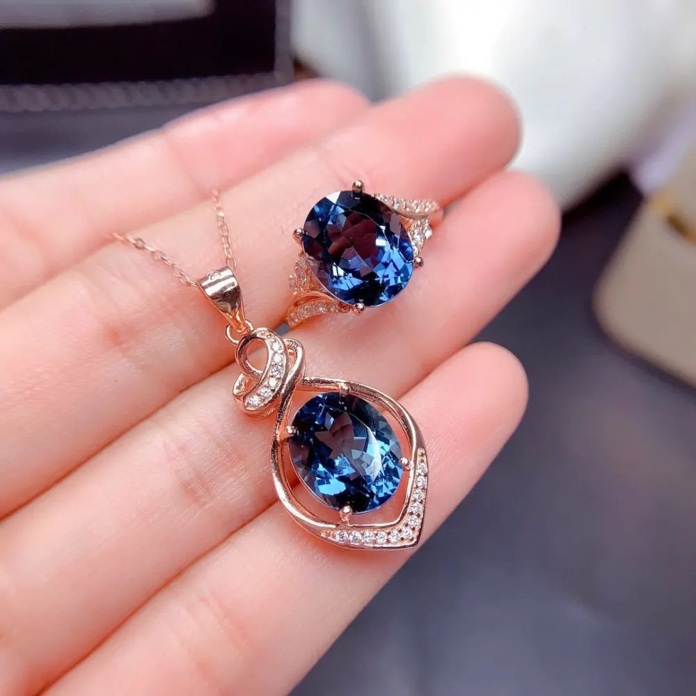 Blue Crystal Topaz Zircon Diamonds Gemstones Pendant Necklace