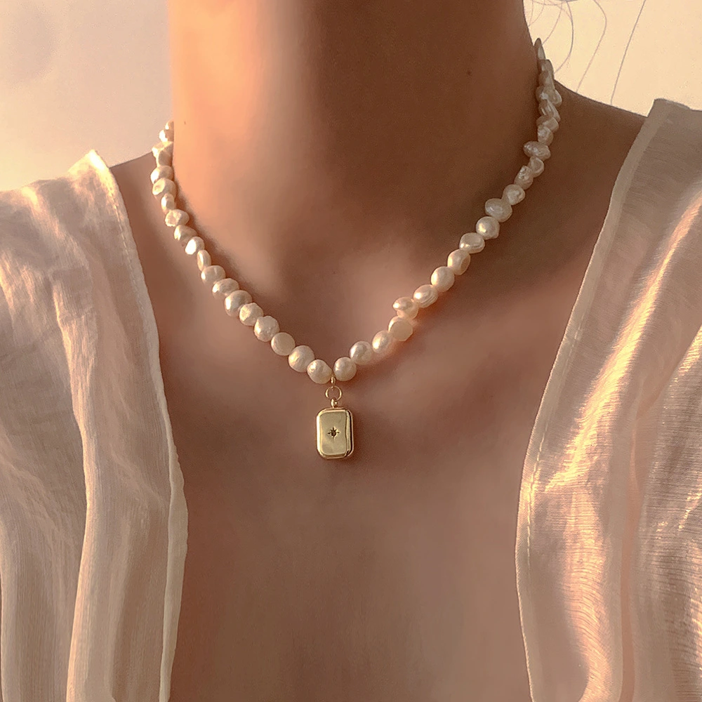 Baroque Freshwater Geometric Love Zircon Pearl Necklace