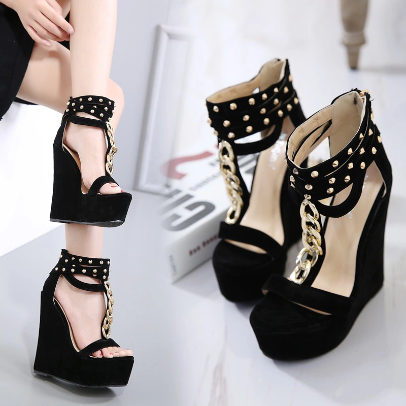 High heeled shoes with metal chain rivets