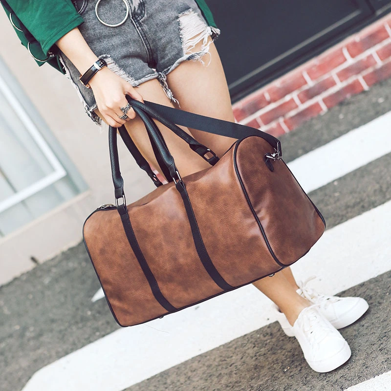 Color contrast travel bag