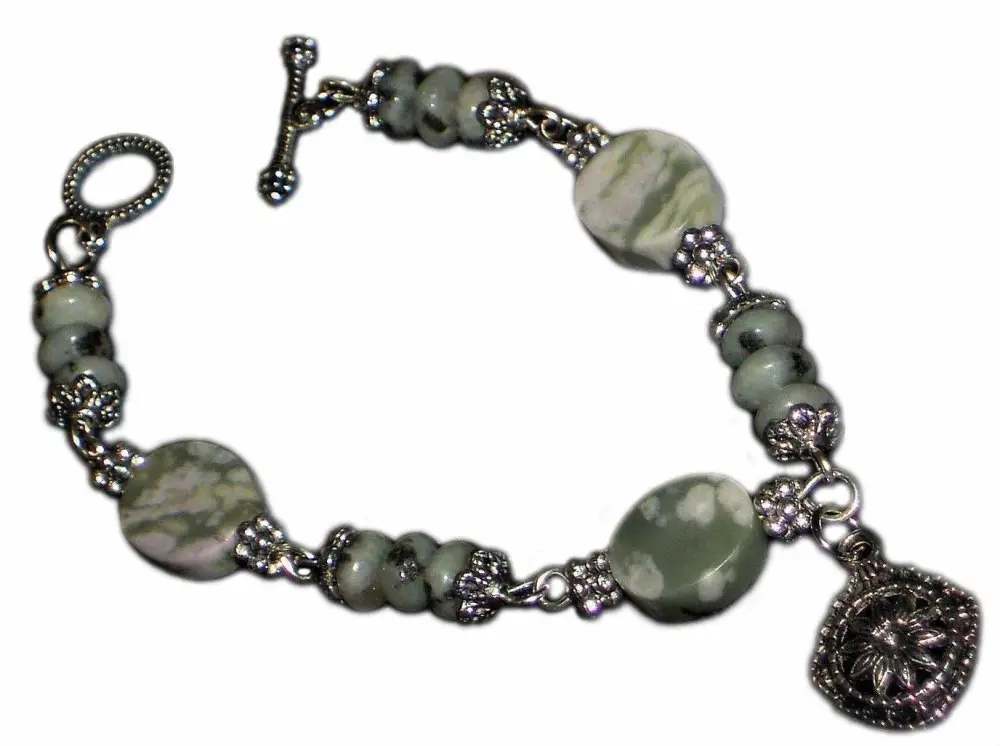 Earthy Pale Green Peace Jade and Kiwi Jasper Natural Stone Bracelet