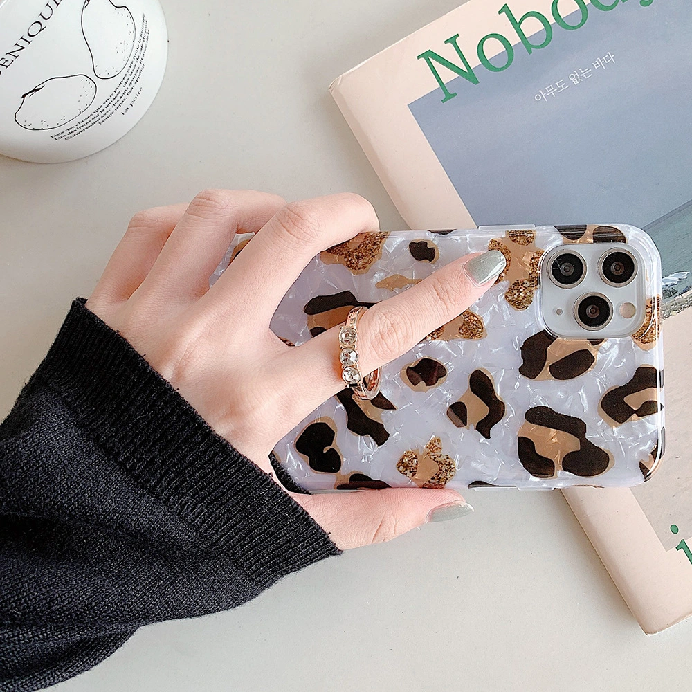 Leopard Shell Pattern Ring Clasp Phone Case